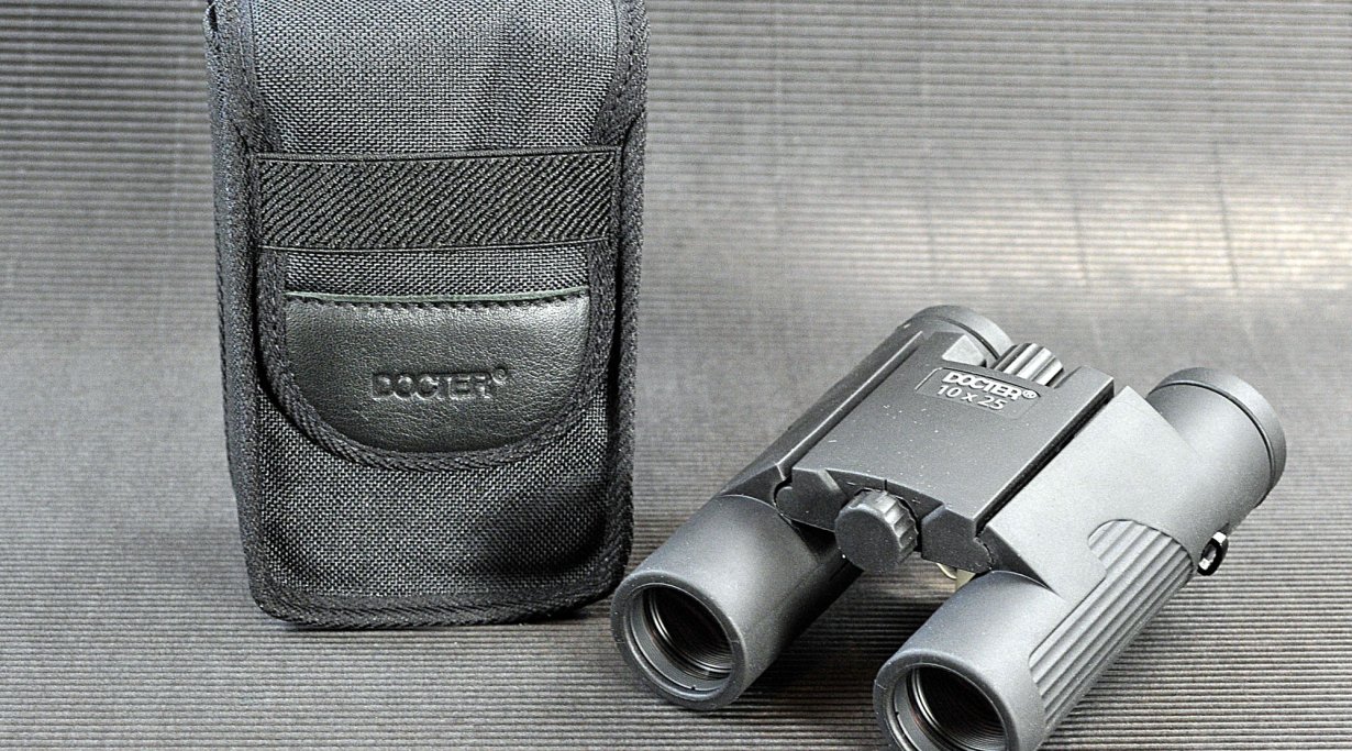 Docter Compact 10x25 binoculars