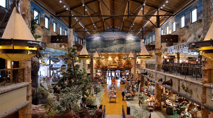 Entrance of the Bass Pro Shop