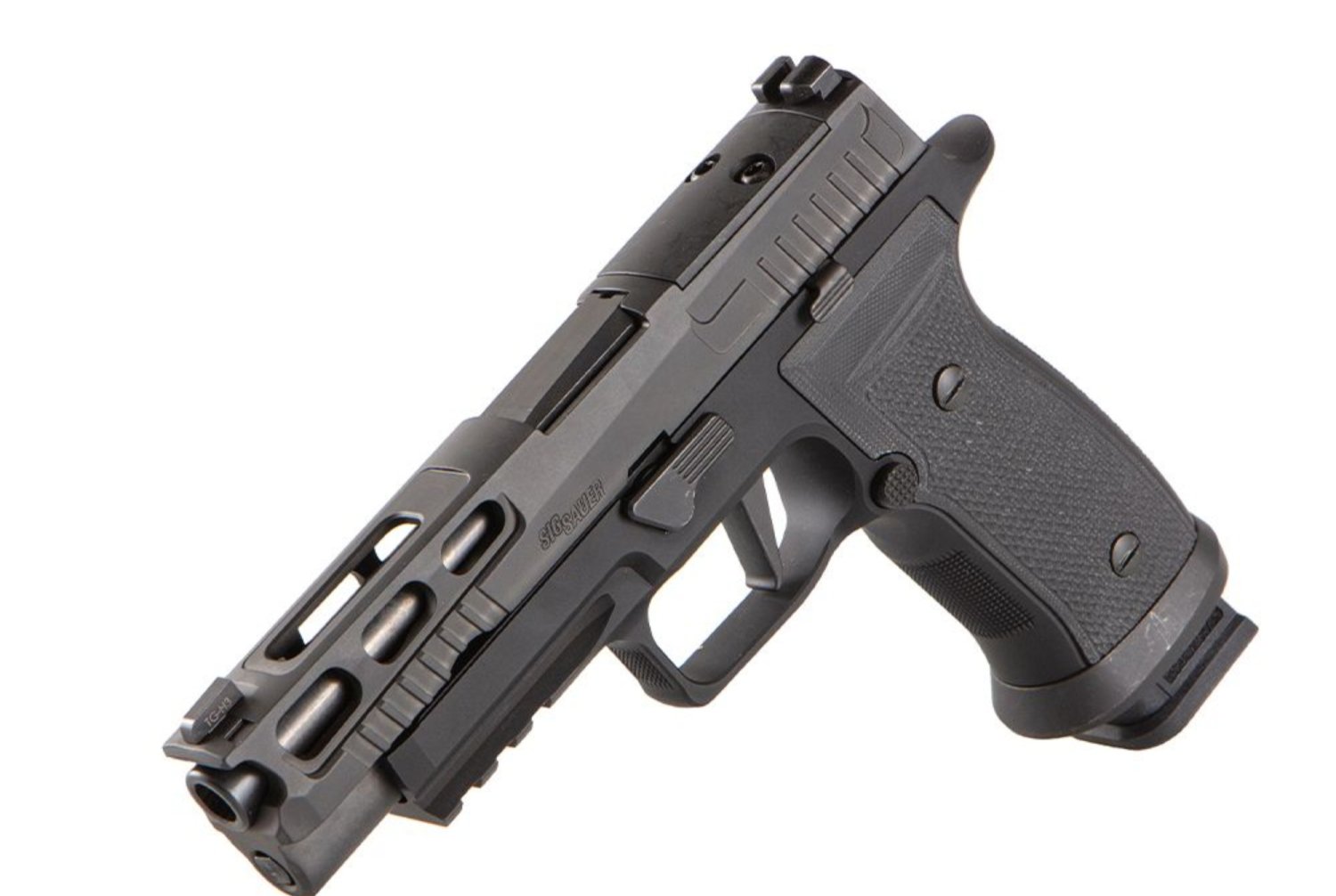 A full-size, full-metal P320: the new SIG Sauer P320 AXG Pro pistol ...