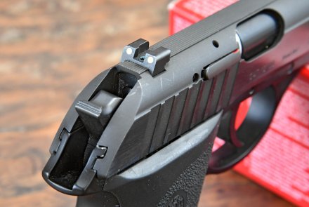 Rear fixed sight of the SIG Sauer P232