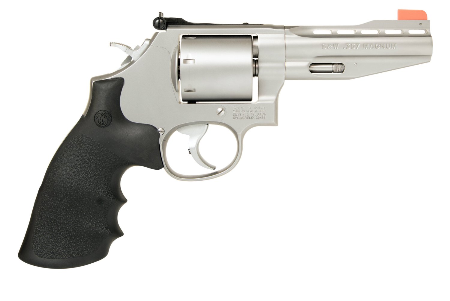 smith-wesson-686-and-686-plus-revolvers-reinterpreted-by-performance