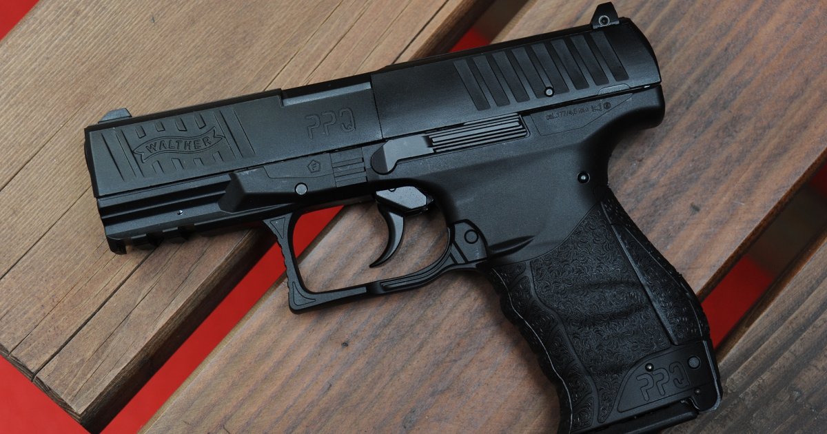 UMAREX Walther PPQ, replica ad aria compressa